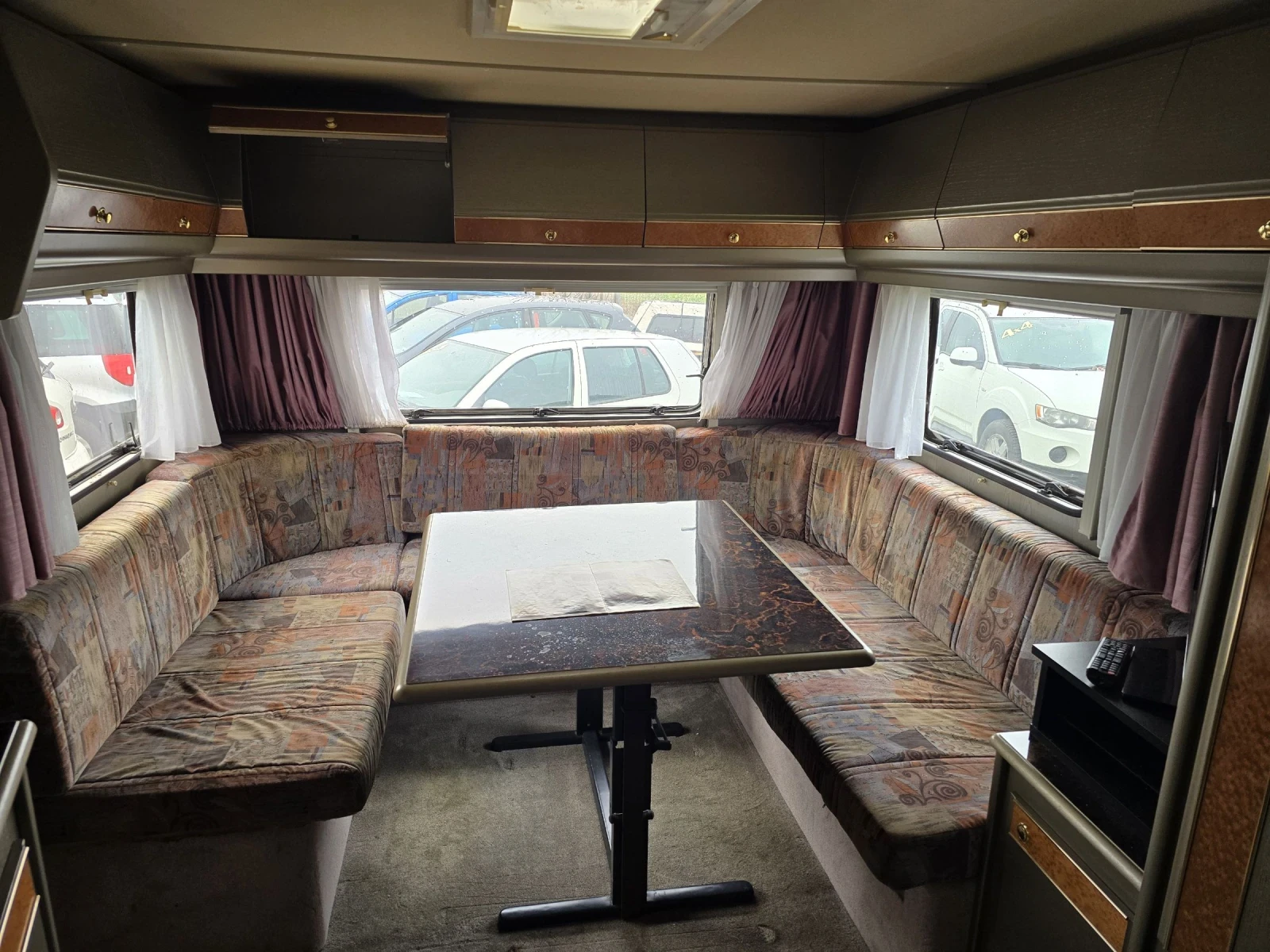 Каравана Dethleffs Exclusiv Топ Лукс за годините - изображение 6