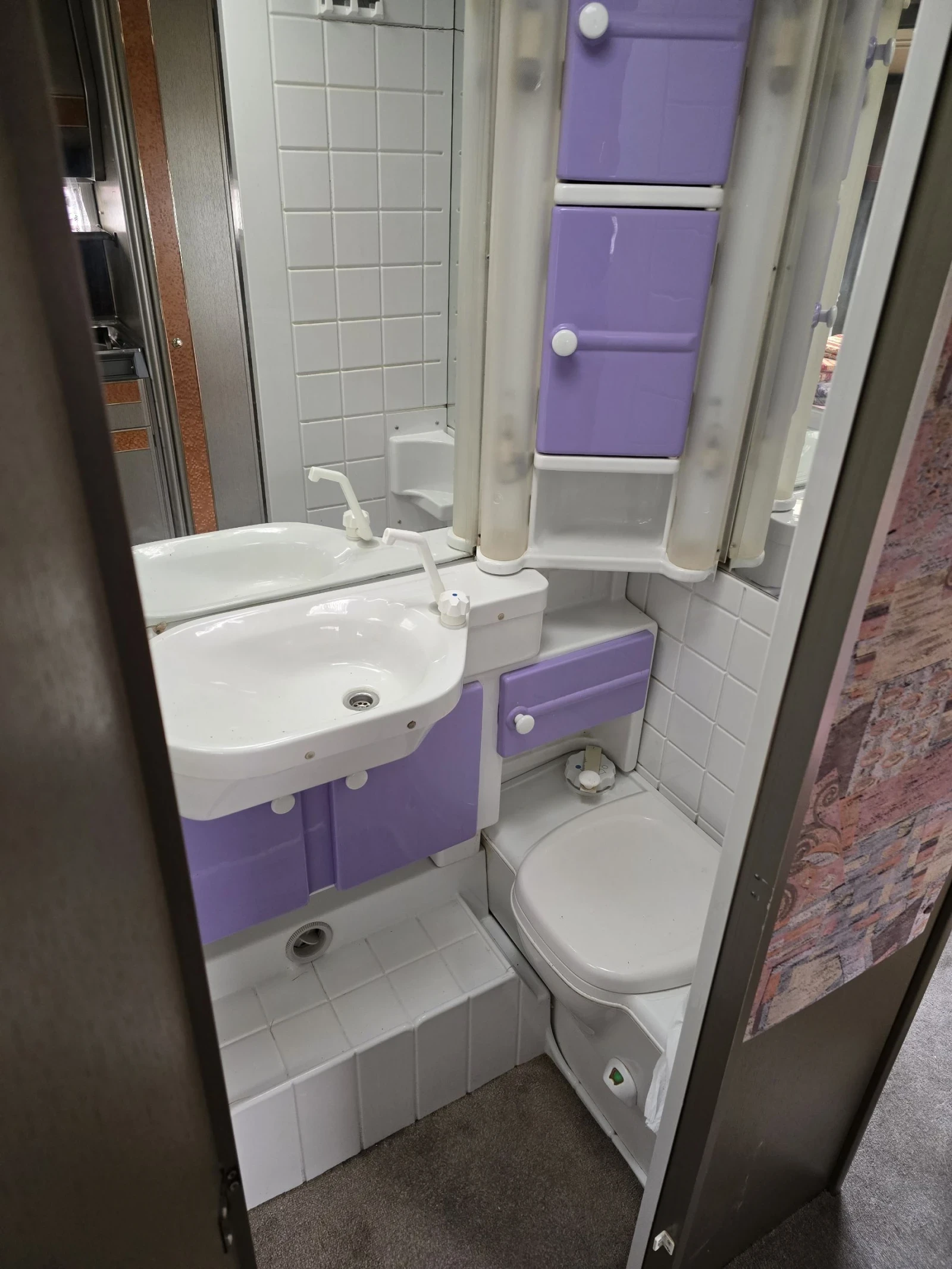 �������� Dethleffs Exclusiv ��� ���� �� �������� | Mobile.bg � ����������� 15