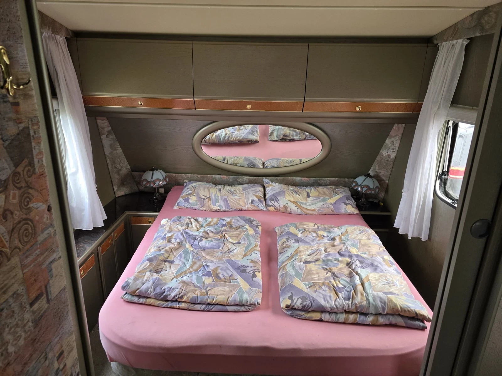 Каравана Dethleffs Exclusiv Топ Лукс за годините - изображение 8