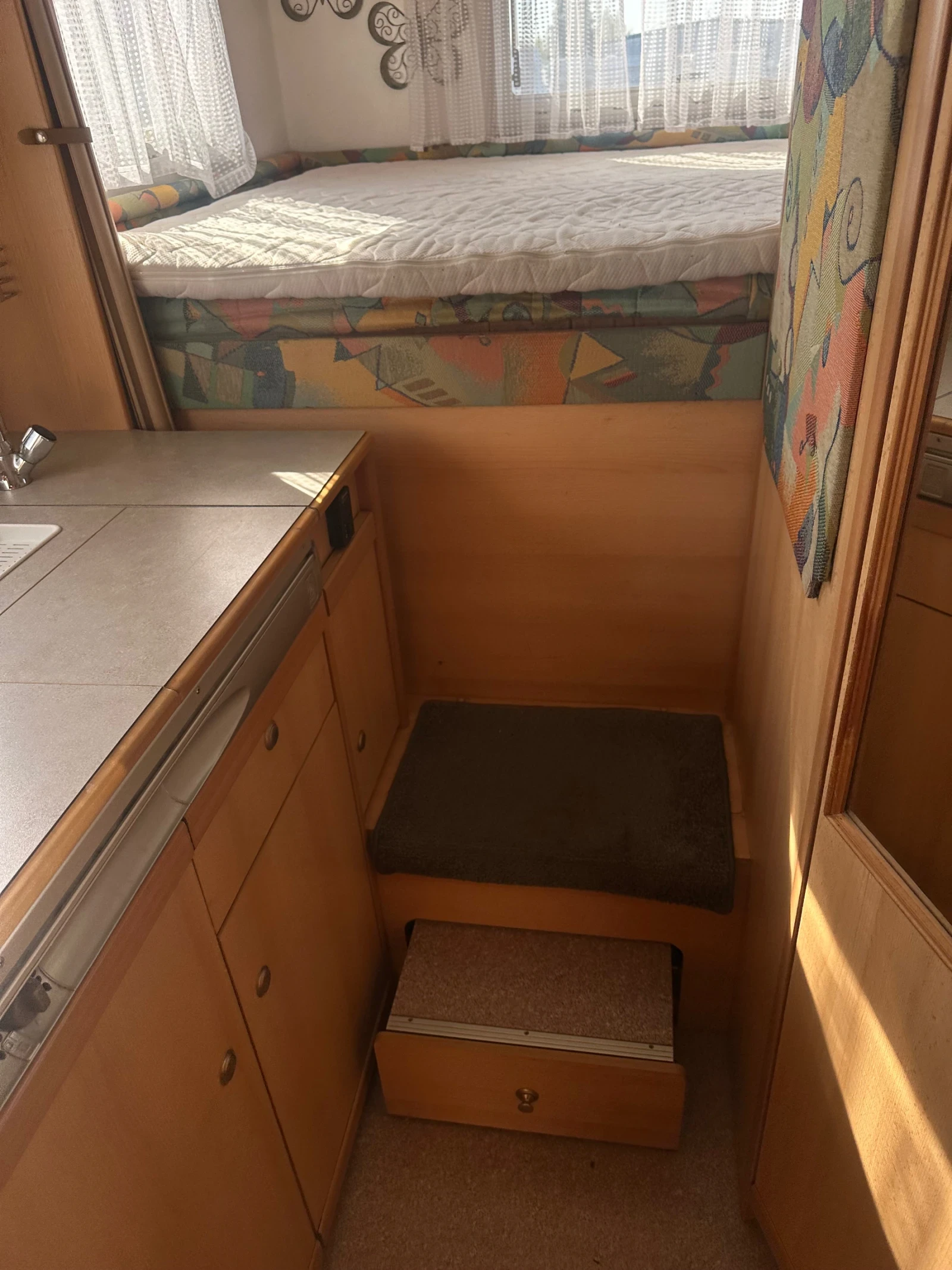 Кемпер Knaus Fiat, снимка 13 - Каравани и кемпери - 54241546