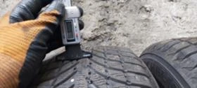 Гуми Зимни 215/70R16, снимка 3