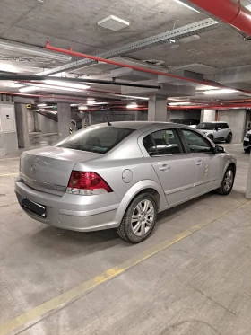 Opel Astra, снимка 1