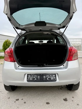 Toyota Yaris 1.4 D4D/ 90кс./ Климатик/ Парктроник/ ПЕРФЕКТНО , снимка 7