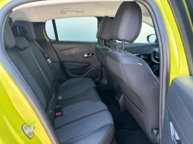 Peugeot 208 1.2 Allure* CarPlay* LED* Distronic* Гаранция, снимка 15