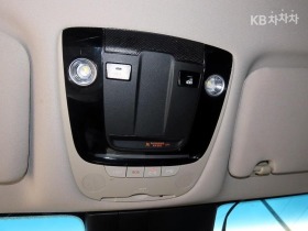 Kia K8 Hybrid, снимка 14 - Автомобили и джипове - 45523618