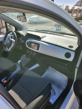 Toyota Yaris - 6200 € / 12126.15 лв. - 28199290 5