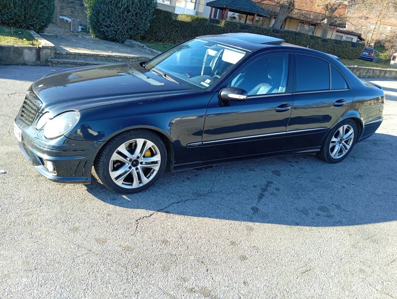 Mercedes-Benz E 500, снимка 8 - Автомобили и джипове - 49600928