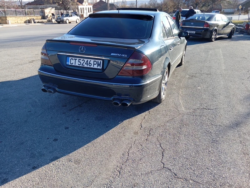 Mercedes-Benz E 500, снимка 3 - Автомобили и джипове - 48058375