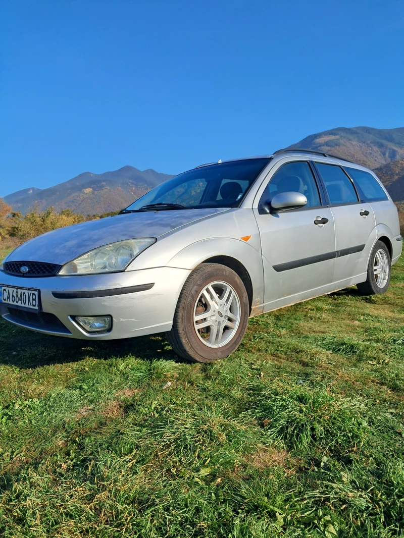 Ford Focus 1.6i Zetec, снимка 2 - Автомобили и джипове - 48103914