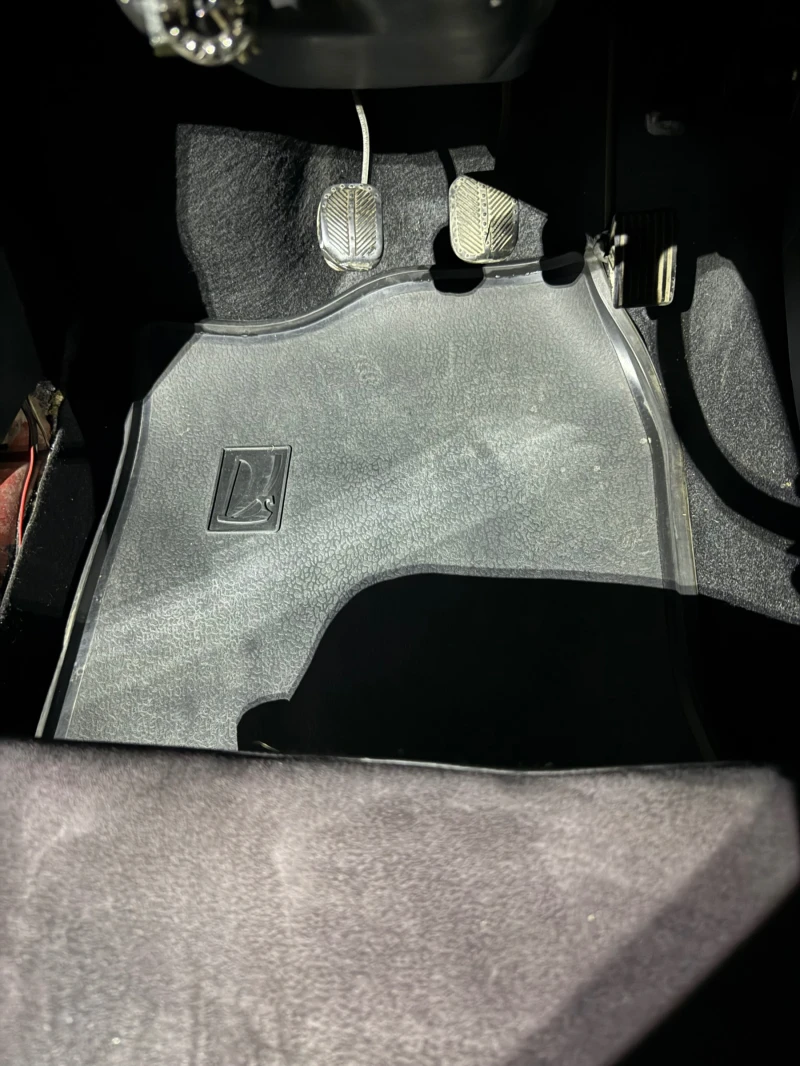 Lada 2107 1.5 газ/бензин, снимка 10 - Автомобили и джипове - 52366676