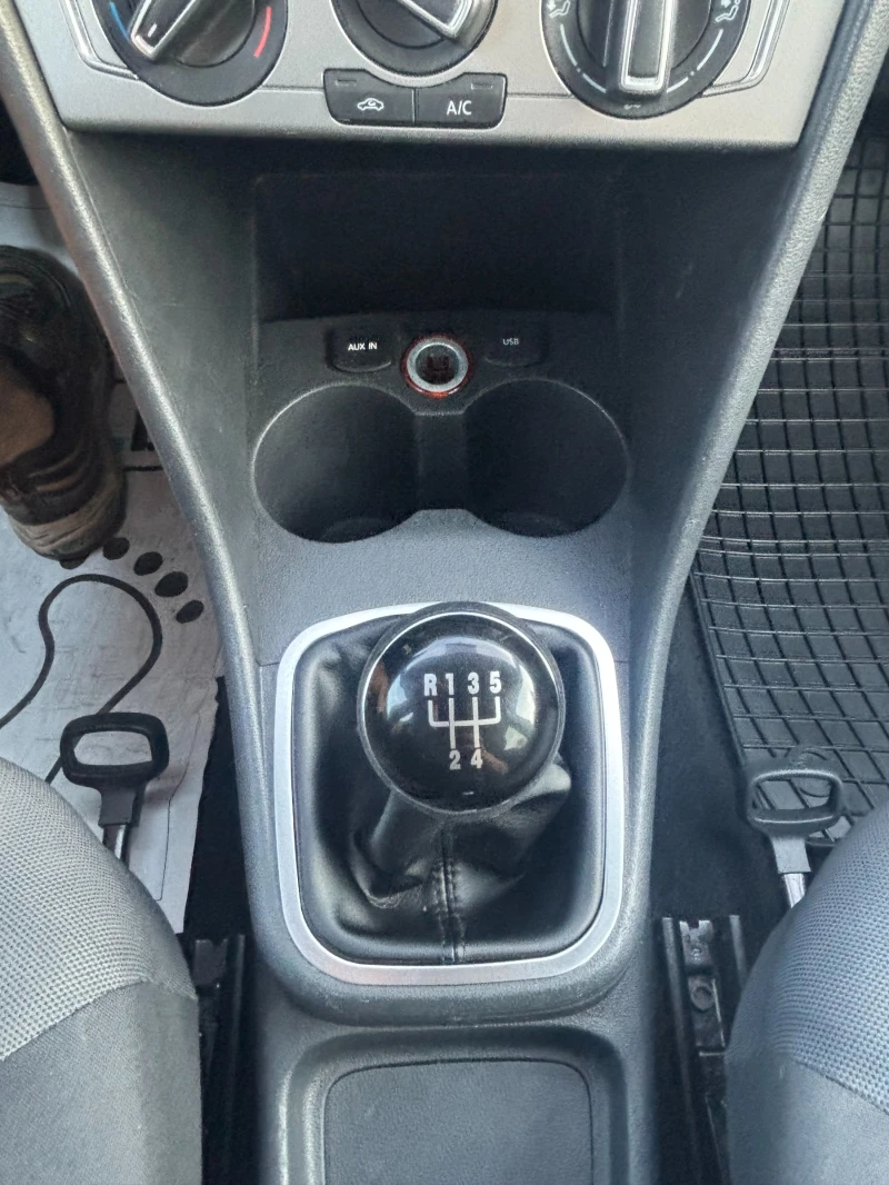 VW Polo 1.4TDI EURO 6, снимка 6 - Автомобили и джипове - 52149216