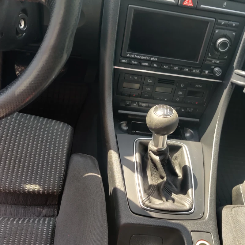 Audi A4 S-line, снимка 6 - Автомобили и джипове - 51873486