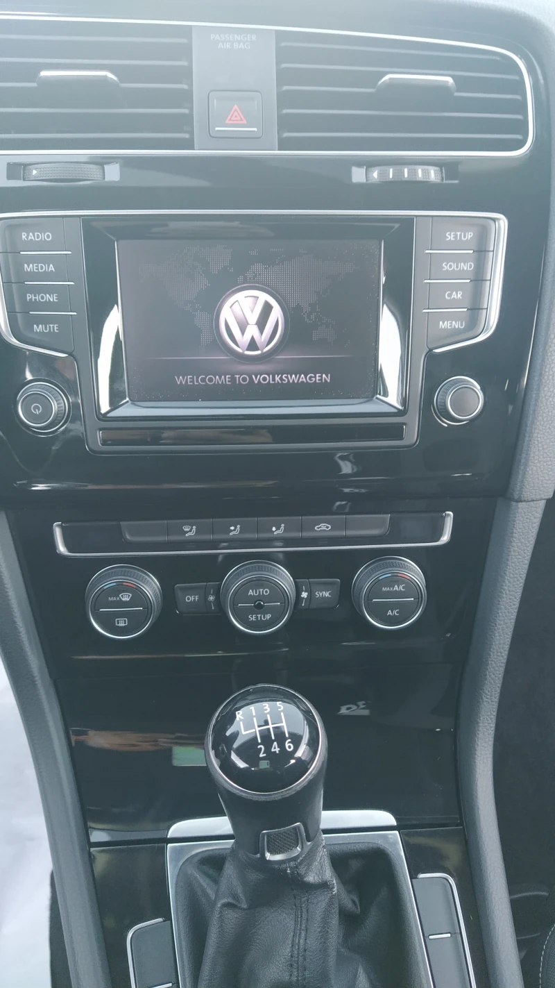 VW Golf, снимка 6 - Автомобили и джипове - 52428292