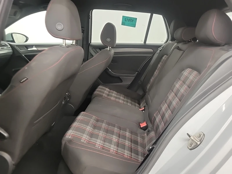 VW Golf GTI * CARFAX * ЦЕНА ДО БЪЛГАРИЯ, снимка 11 - Автомобили и джипове - 52711758