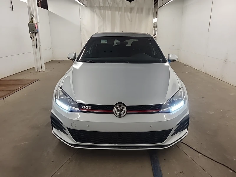 VW Golf GTI * CARFAX * ЦЕНА ДО БЪЛГАРИЯ, снимка 2 - Автомобили и джипове - 52711758