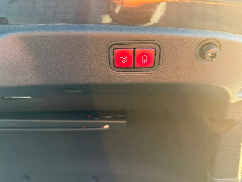 Mercedes-Benz CLS 350 4 MATIC 135 000km, снимка 8 - Автомобили и джипове - 52739098