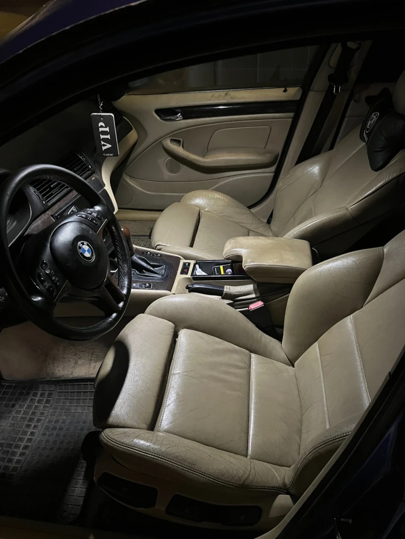 BMW 330, снимка 4 - Автомобили и джипове - 52892380