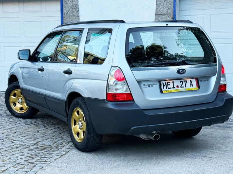 Subaru Forester 2.0 4x4 GERMANY, снимка 5 - Автомобили и джипове - 52895864