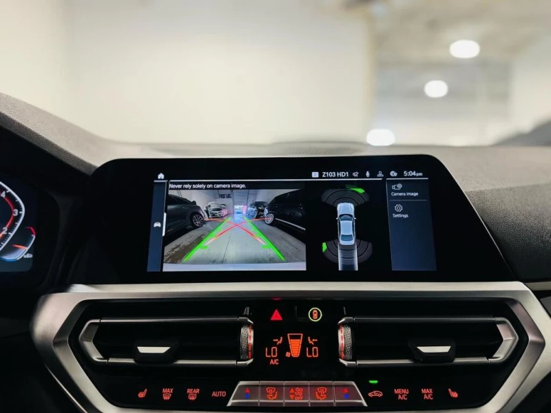 BMW 330 * 330i xDrive * CARFAX * БЕЗ ПЪРВОНАЧАЛНА ВНОСКА, снимка 11 - Автомобили и джипове - 52959901