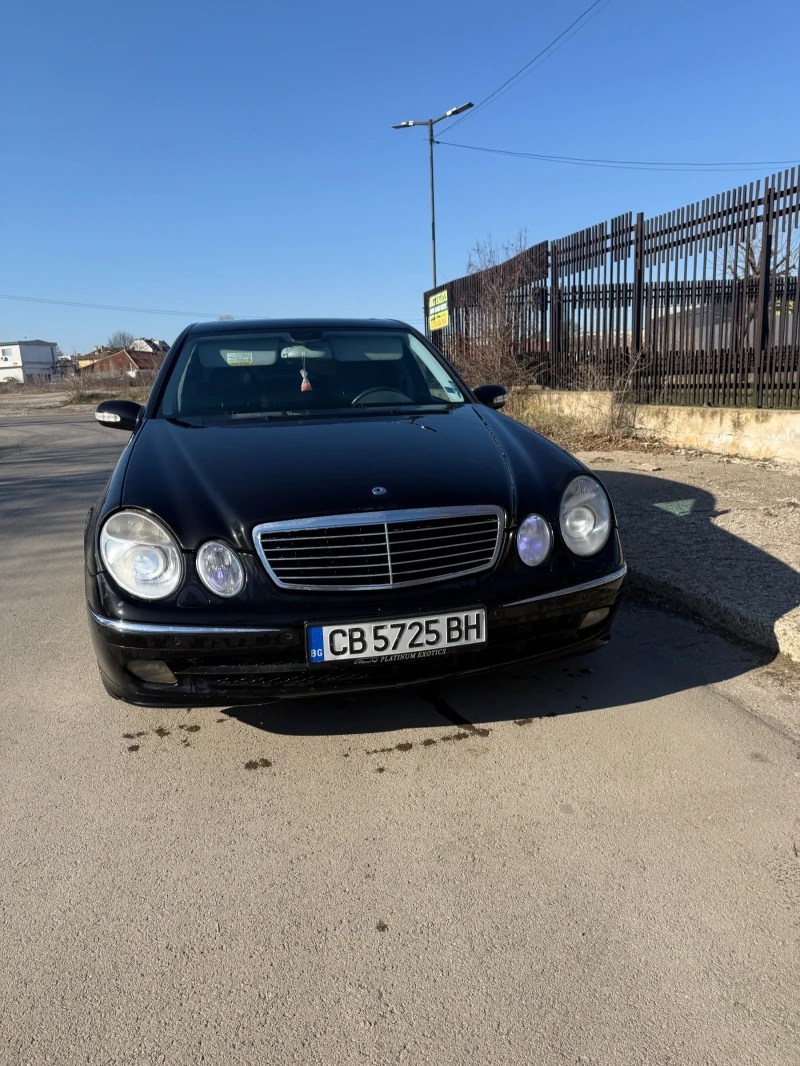 Mercedes-Benz E 320 320 CDI , 7-G Tronik , Пълна сервизна история , снимка 3 - Автомобили и джипове - 53157272