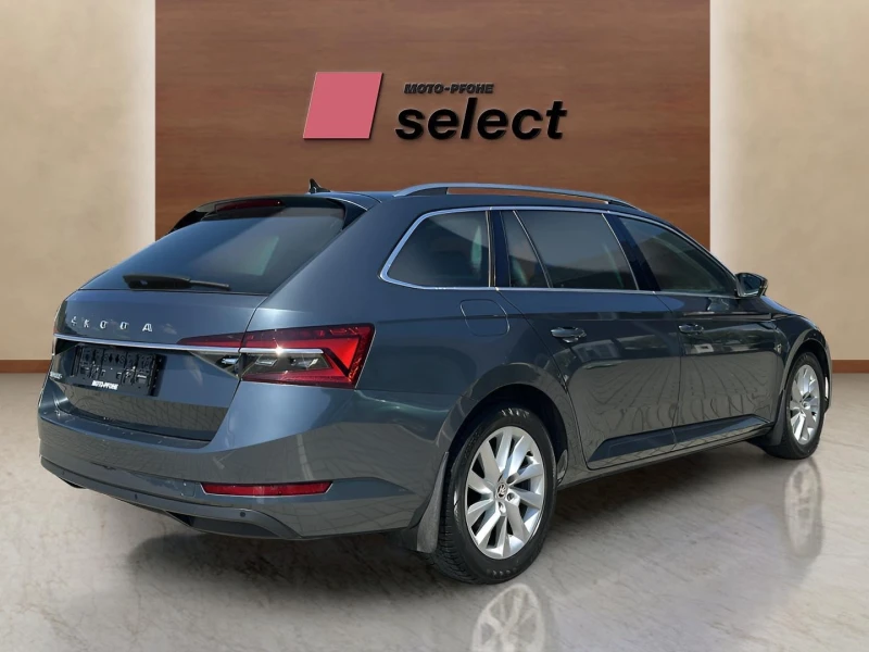 Skoda Superb 1.5 TSI, снимка 7 - Автомобили и джипове - 53258338