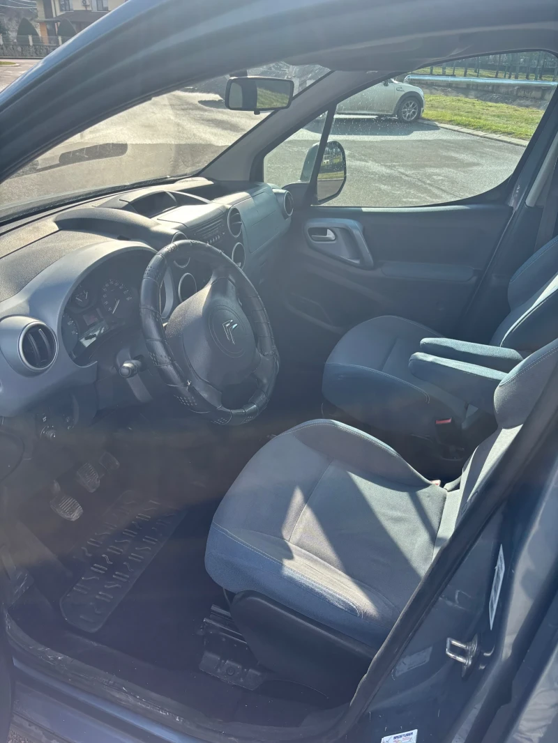 Citroen Berlingo, снимка 10 - Автомобили и джипове - 53583751