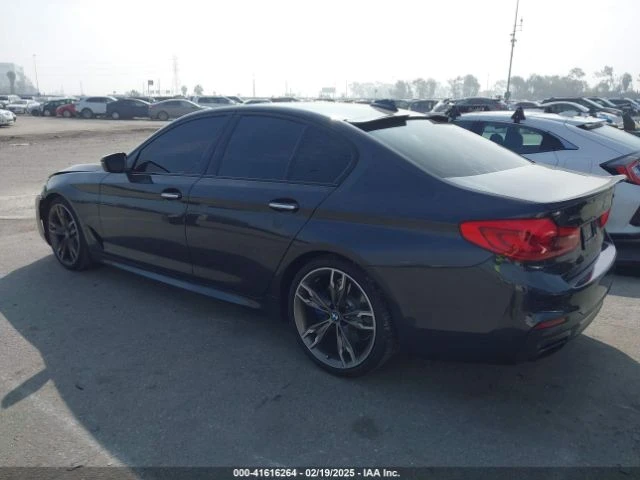 BMW 550 * I * XDRIVE * 8ZF (CARFAX)  АвтоКредит* , снимка 7 - Автомобили и джипове - 49600133