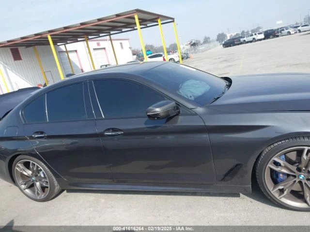 BMW 550 * I * XDRIVE * 8ZF (CARFAX)  АвтоКредит* , снимка 5 - Автомобили и джипове - 49600133