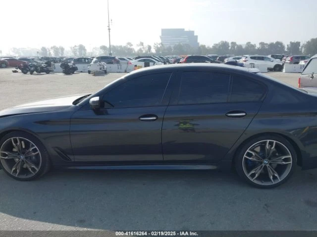 BMW 550 * I * XDRIVE * 8ZF (CARFAX)  АвтоКредит* , снимка 6 - Автомобили и джипове - 49600133