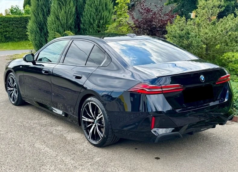 BMW 550 e Plug-in Hybrid xDrive M Sport - изображение 5