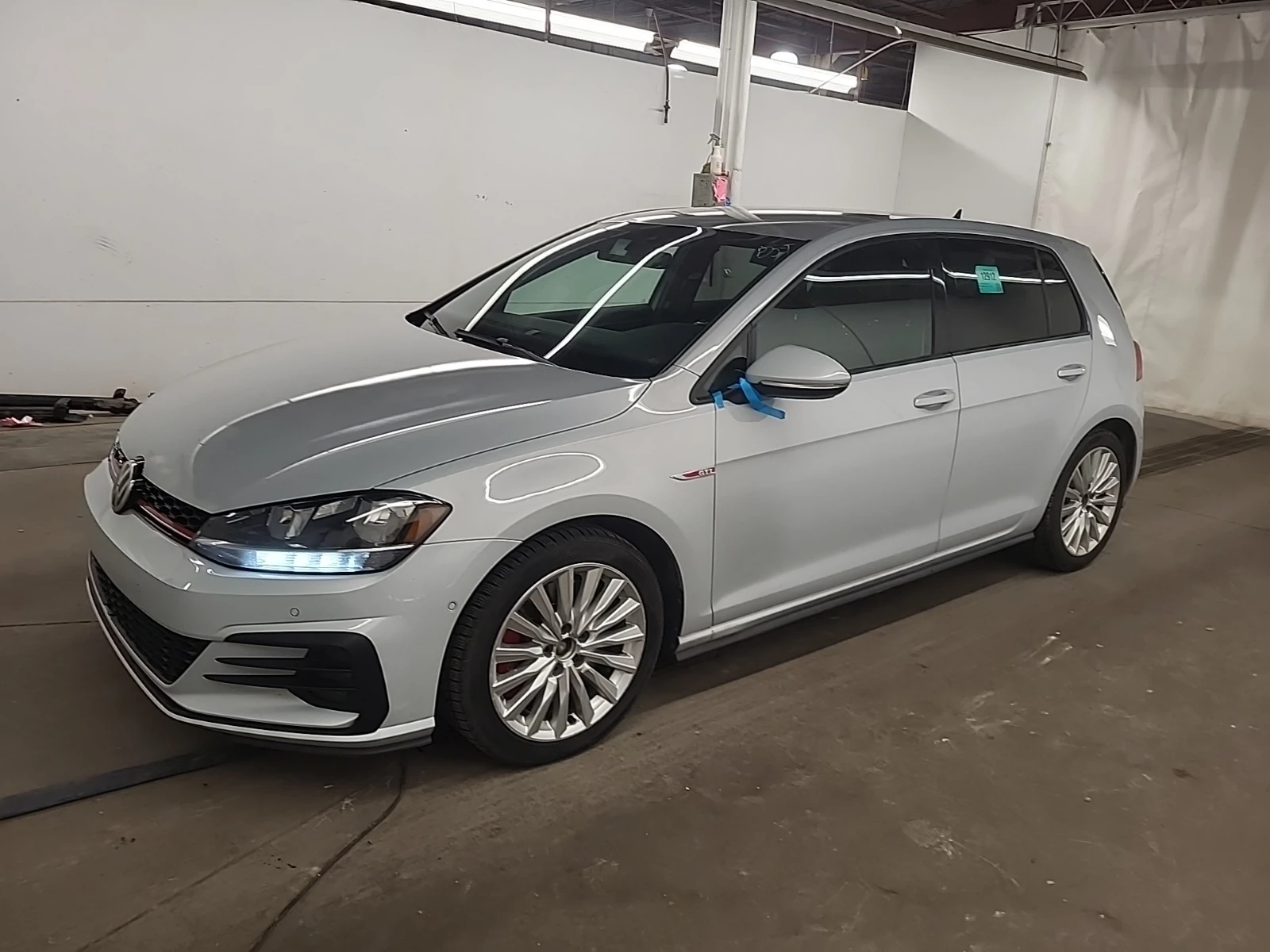 VW Golf GTI * CARFAX * ЦЕНА ДО БЪЛГАРИЯ, снимка 1