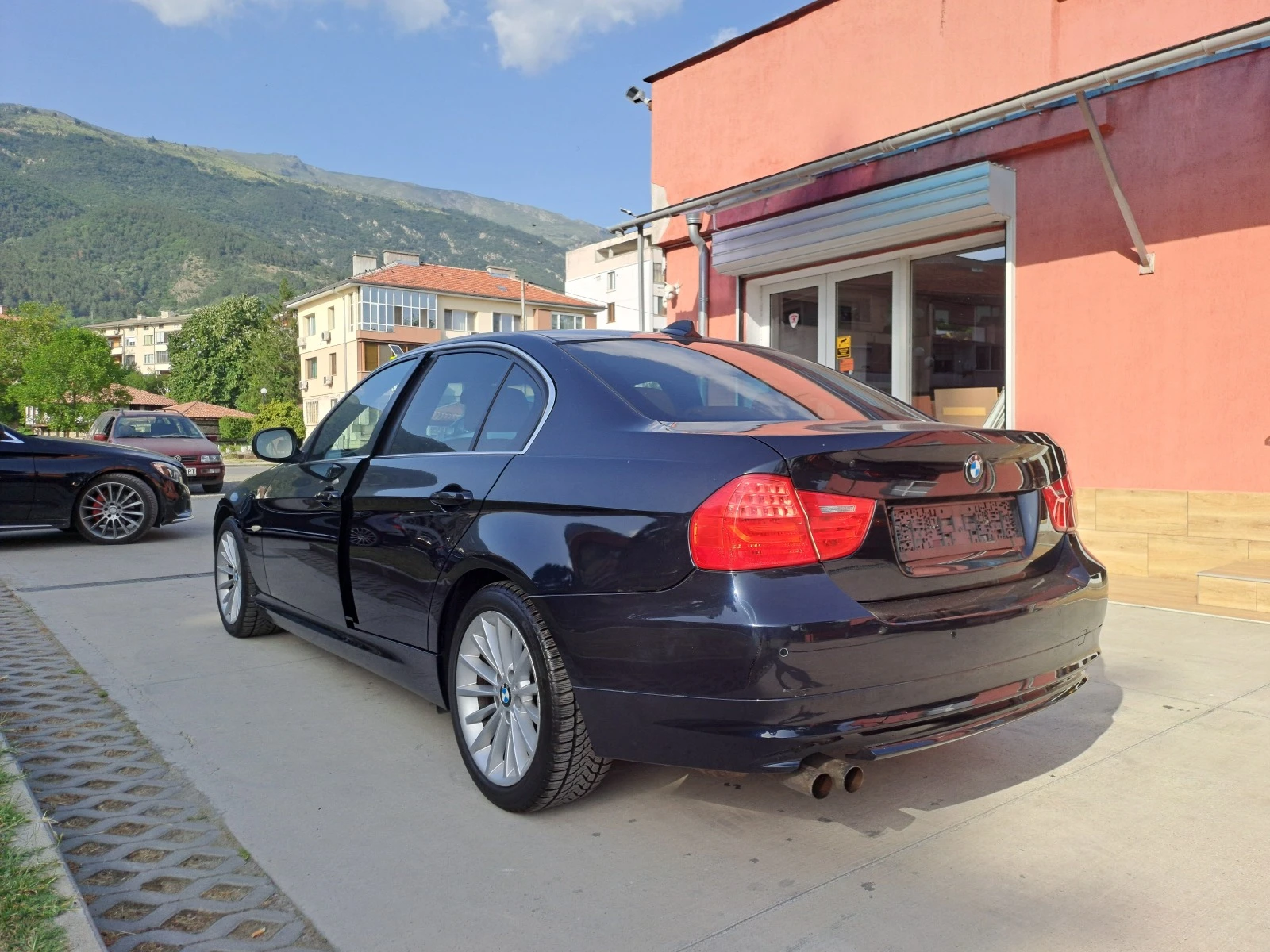 BMW 325  - изображение 6