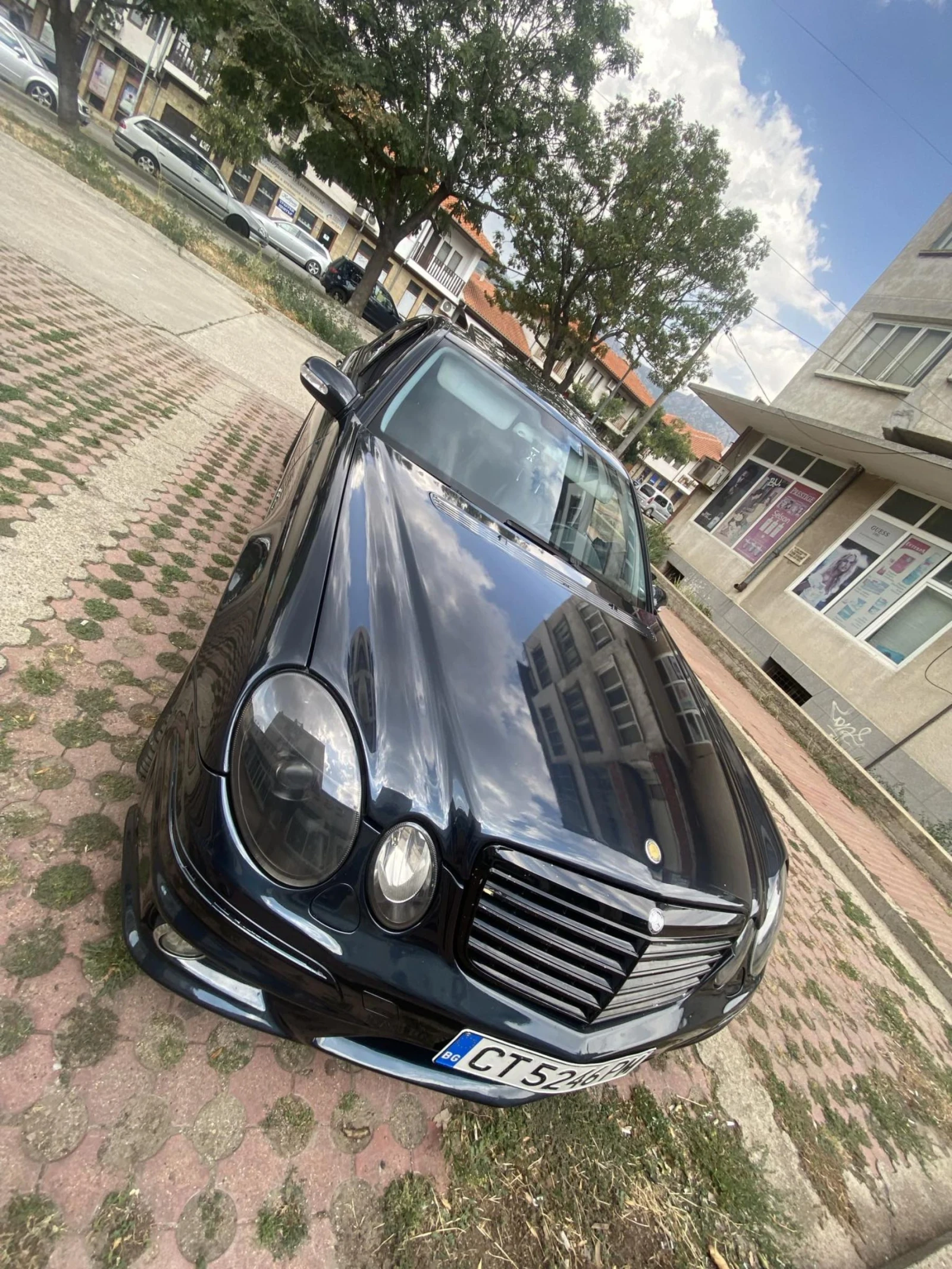 Mercedes-Benz E 500  - изображение 2