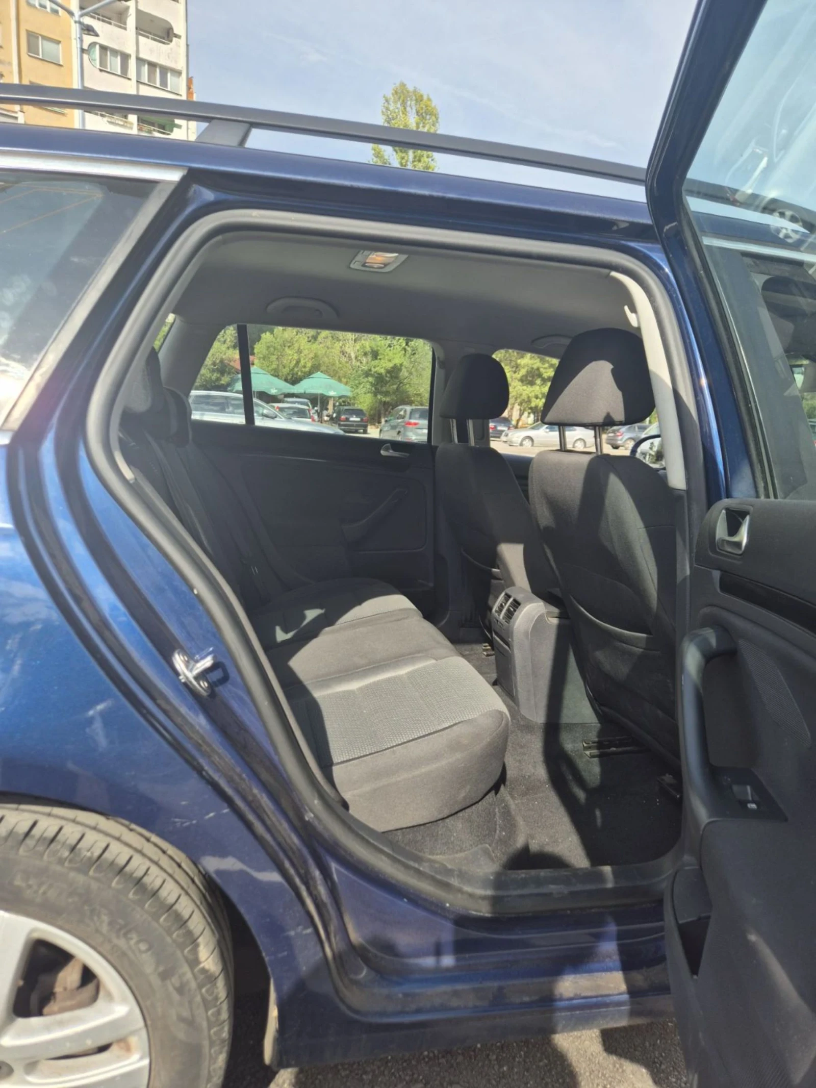 VW Golf 1.6 TDI DSG - изображение 6