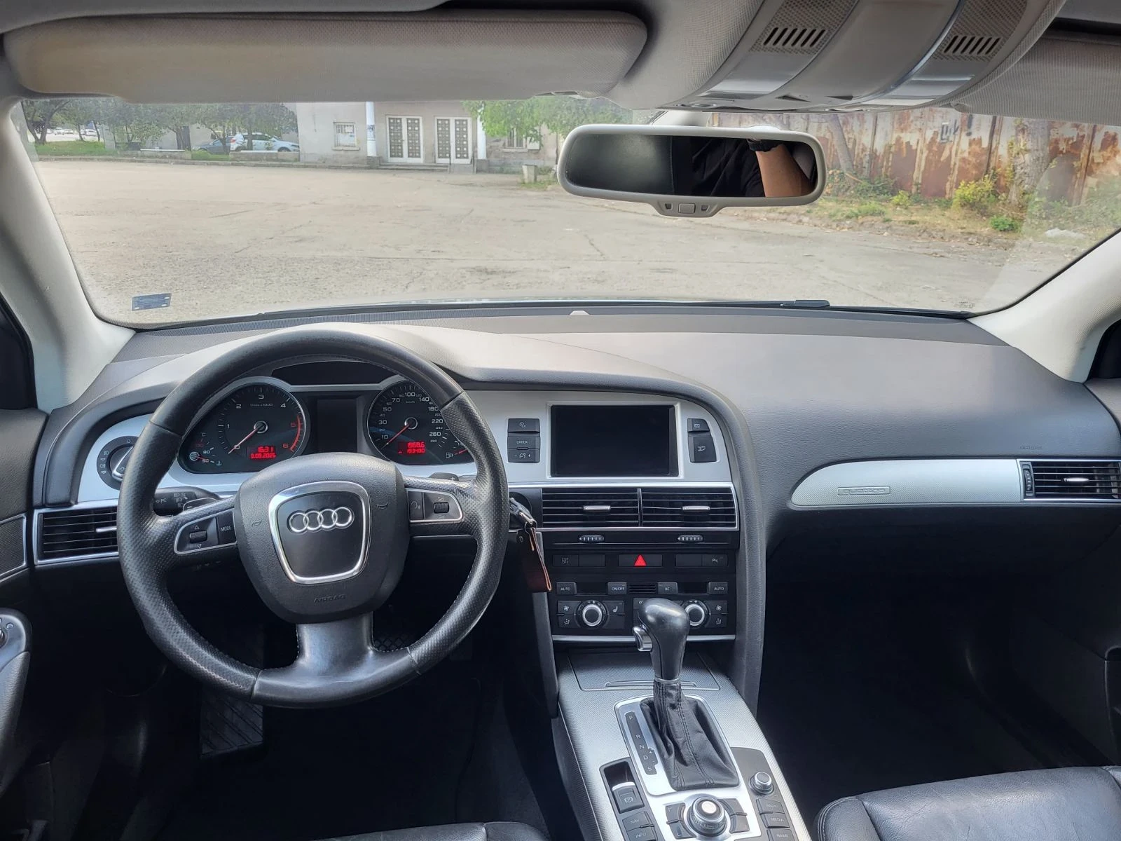 Audi A6 Allroad 3.0 - изображение 8