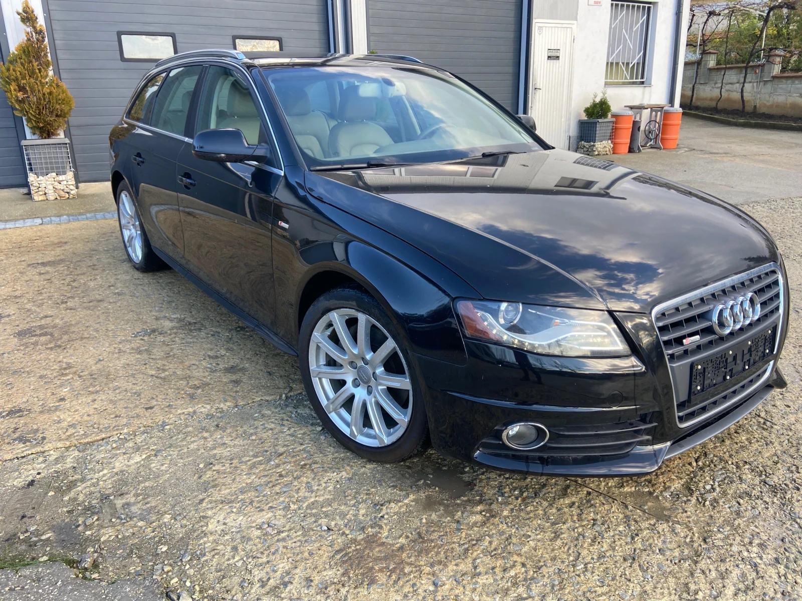 Audi A4 1.8 TFSI Quattro* S-Line* Кожа* Navi - изображение 2