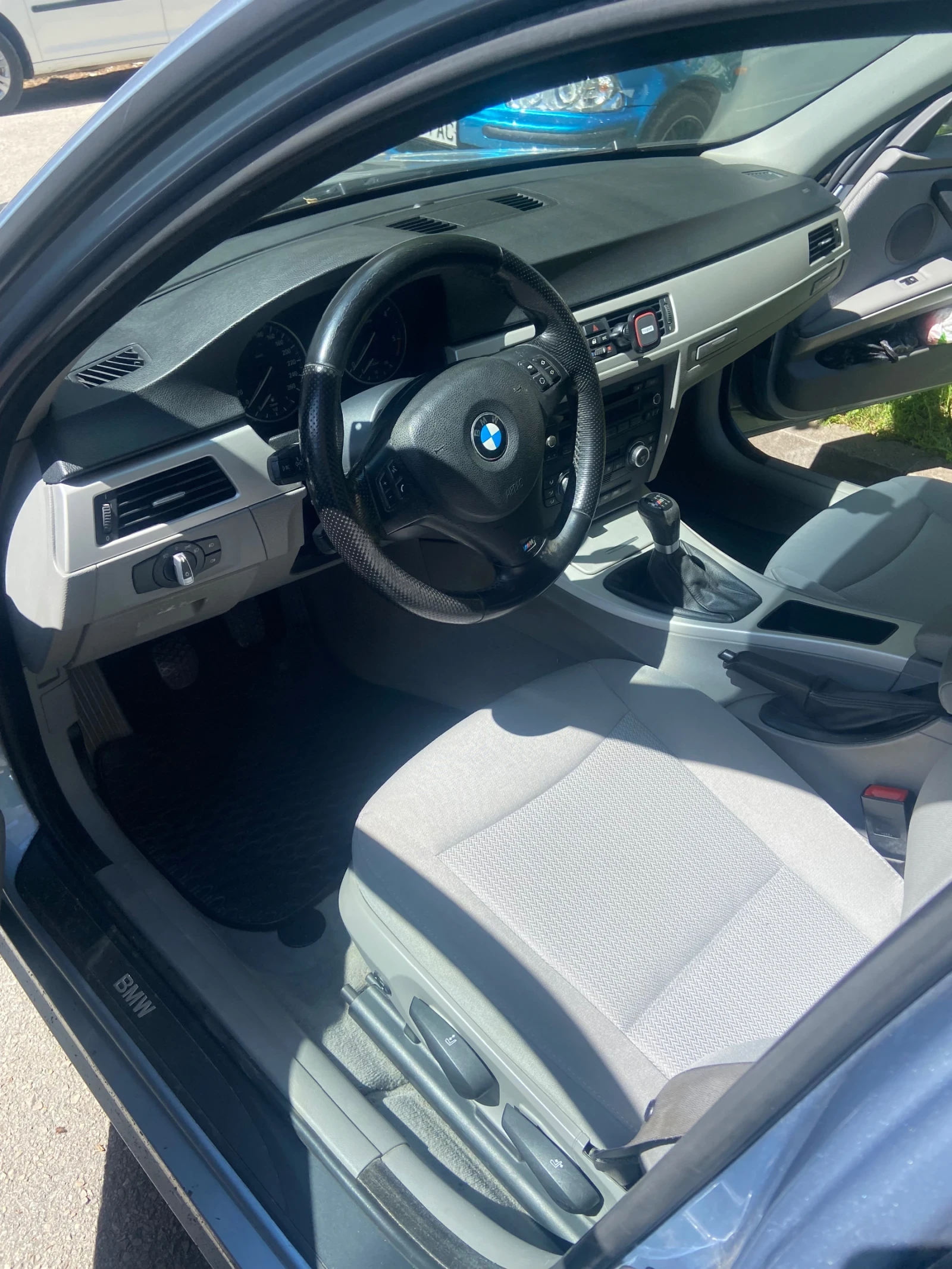 BMW 320  - изображение 8