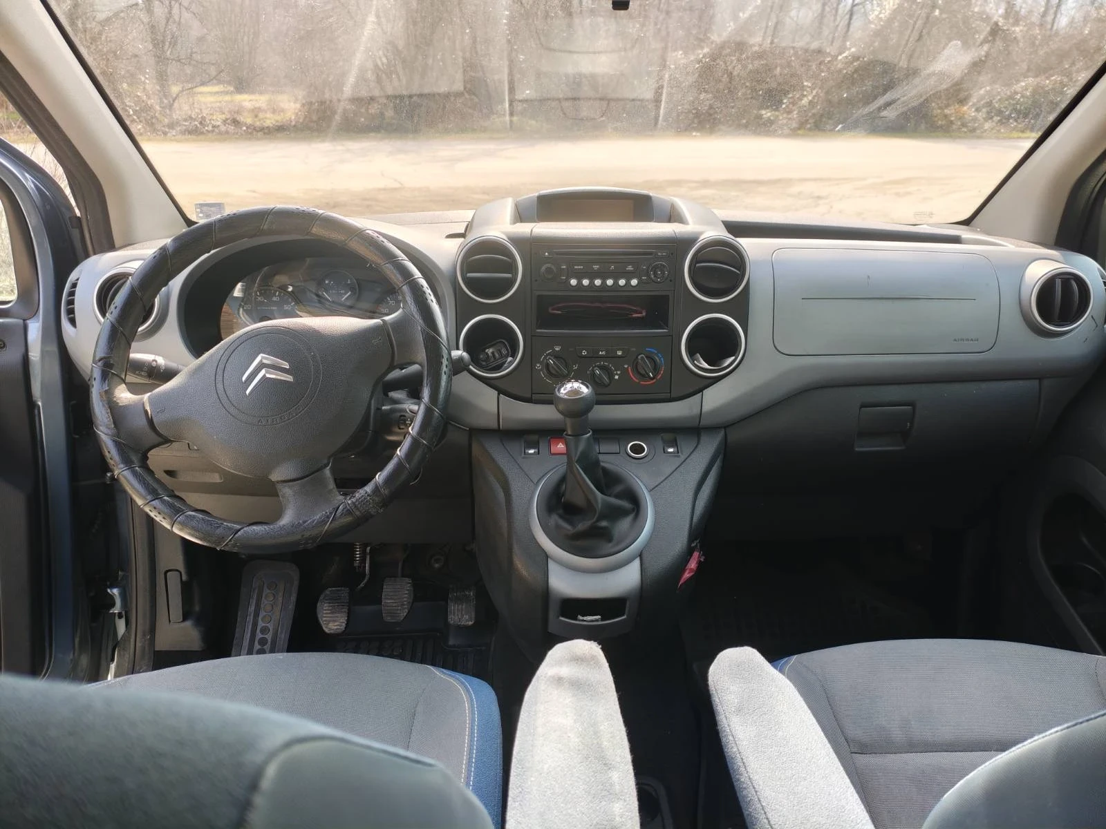 Citroen Berlingo, снимка 9 - Автомобили и джипове - 53583751