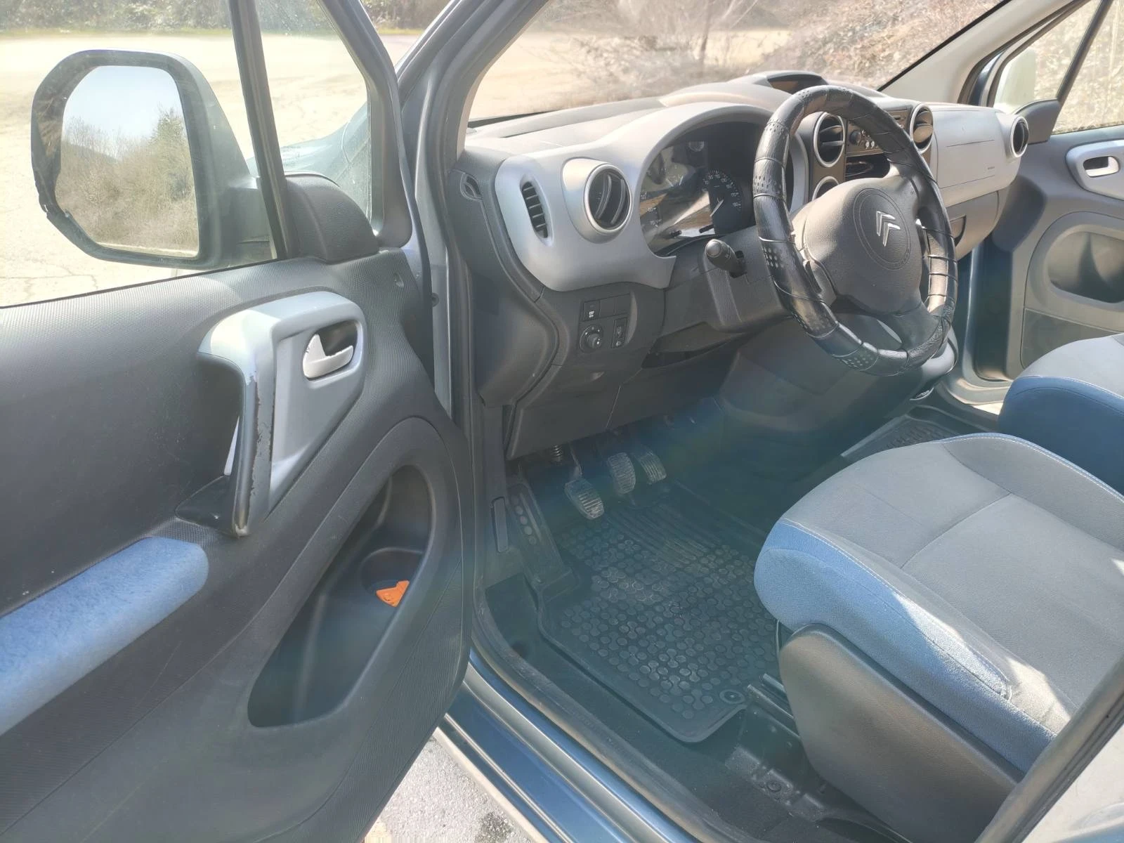 Citroen Berlingo, снимка 8 - Автомобили и джипове - 53583751