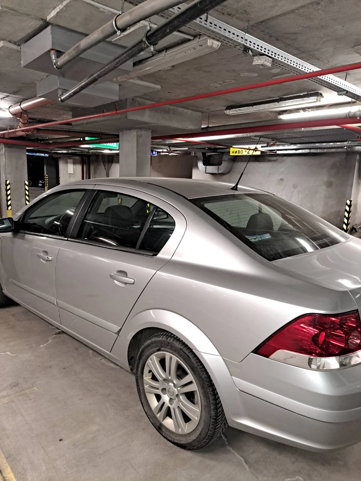 Opel Astra, снимка 4 - Автомобили и джипове - 53793593