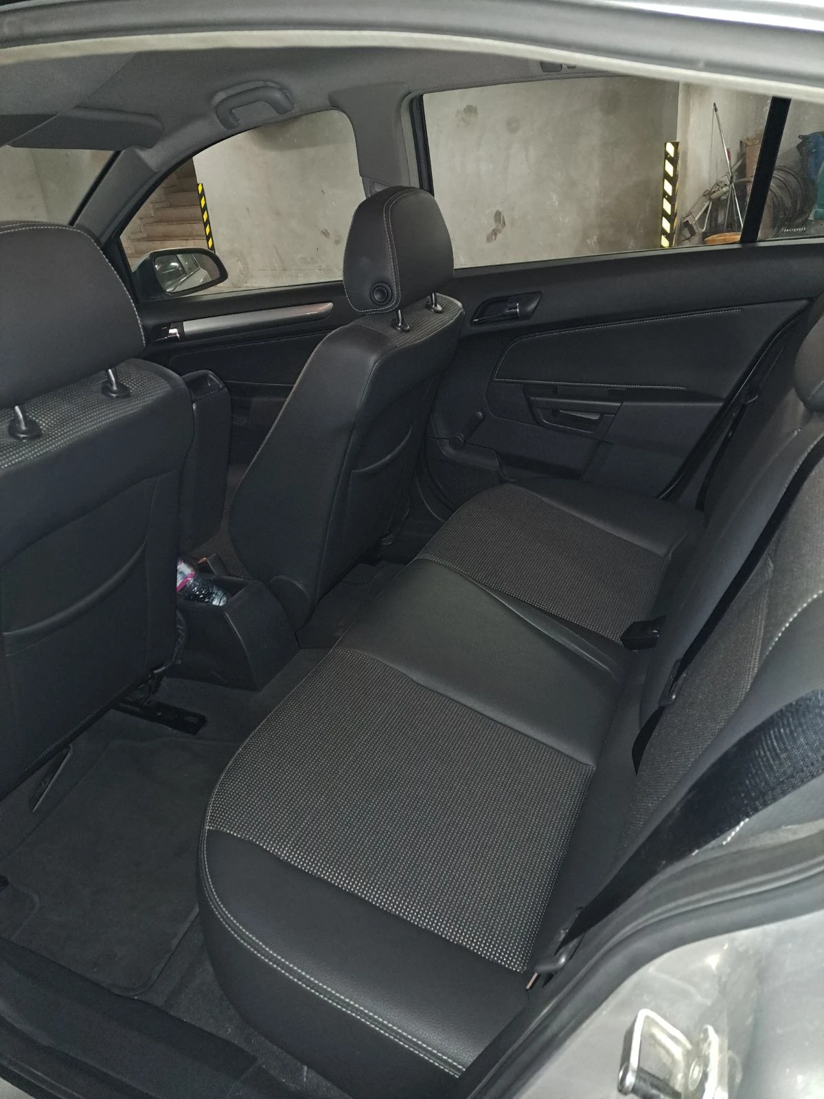 Opel Astra, снимка 7 - Автомобили и джипове - 53793593