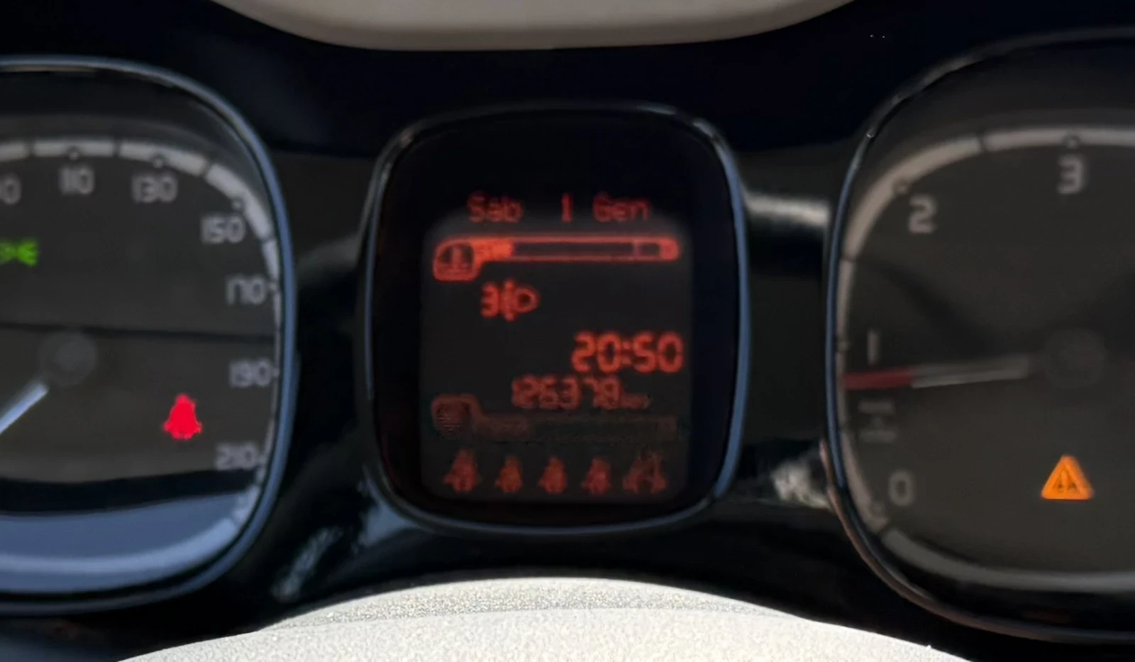 Fiat Panda 1.3 mJET 126000km, снимка 17 - Автомобили и джипове - 53838376