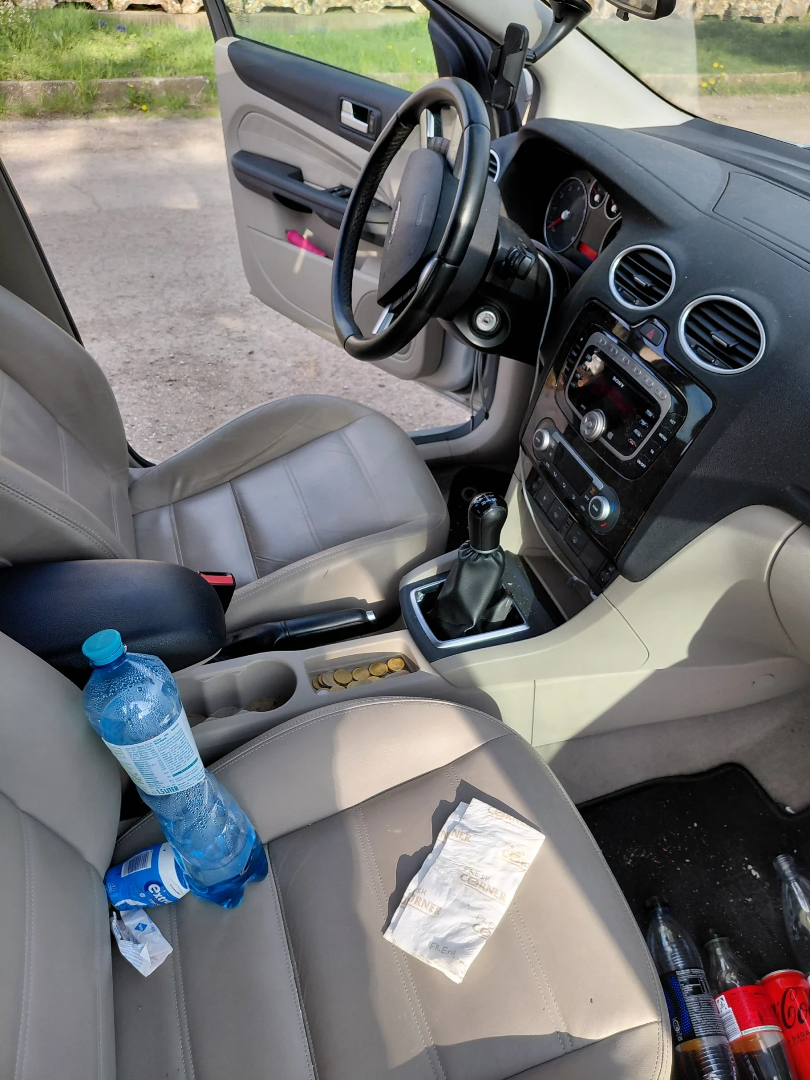 Ford Focus 1.8 бензин , снимка 8 - Автомобили и джипове - 54194352