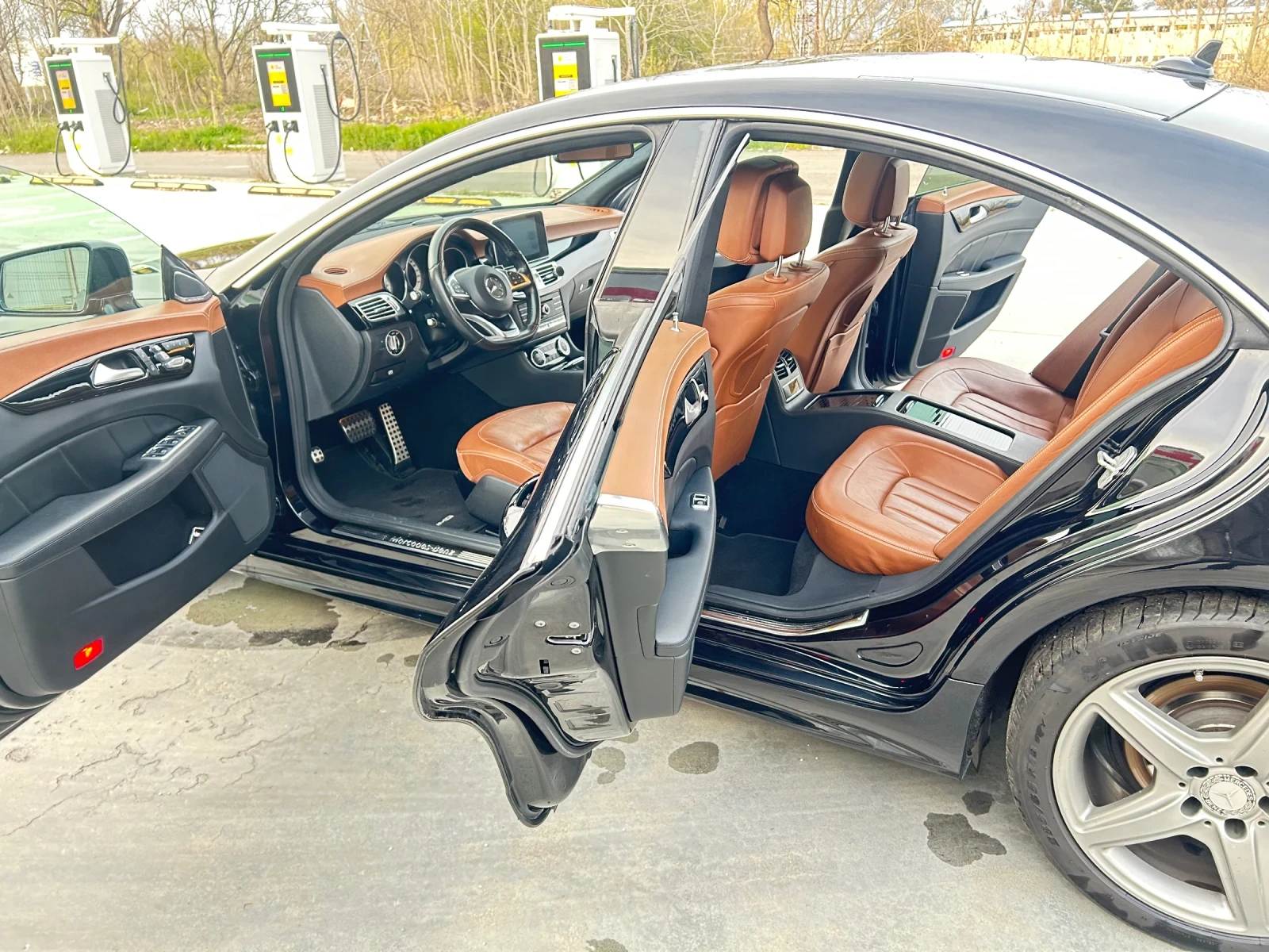 Mercedes-Benz CLS 400, снимка 8 - Автомобили и джипове - 54198411