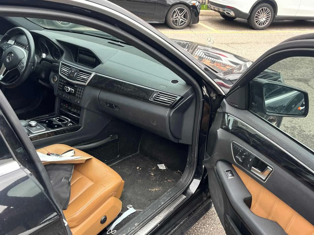 Mercedes-Benz E 350 ОБДУХВАНЕ/ПАНОРАМА/ПРЕДСТАВИТЕЛСТВО НА MERCEDES, снимка 14 - Автомобили и джипове - 54235602