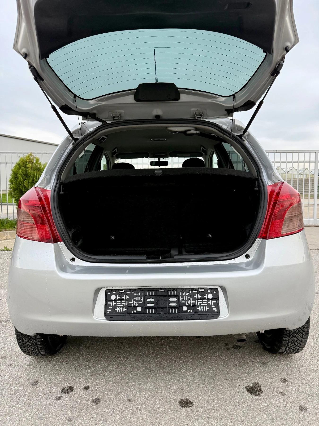 Toyota Yaris 1.4 D4D/ 90��./ ��������/ ����������/ ���������  | Mobile.bg � ����������� 7