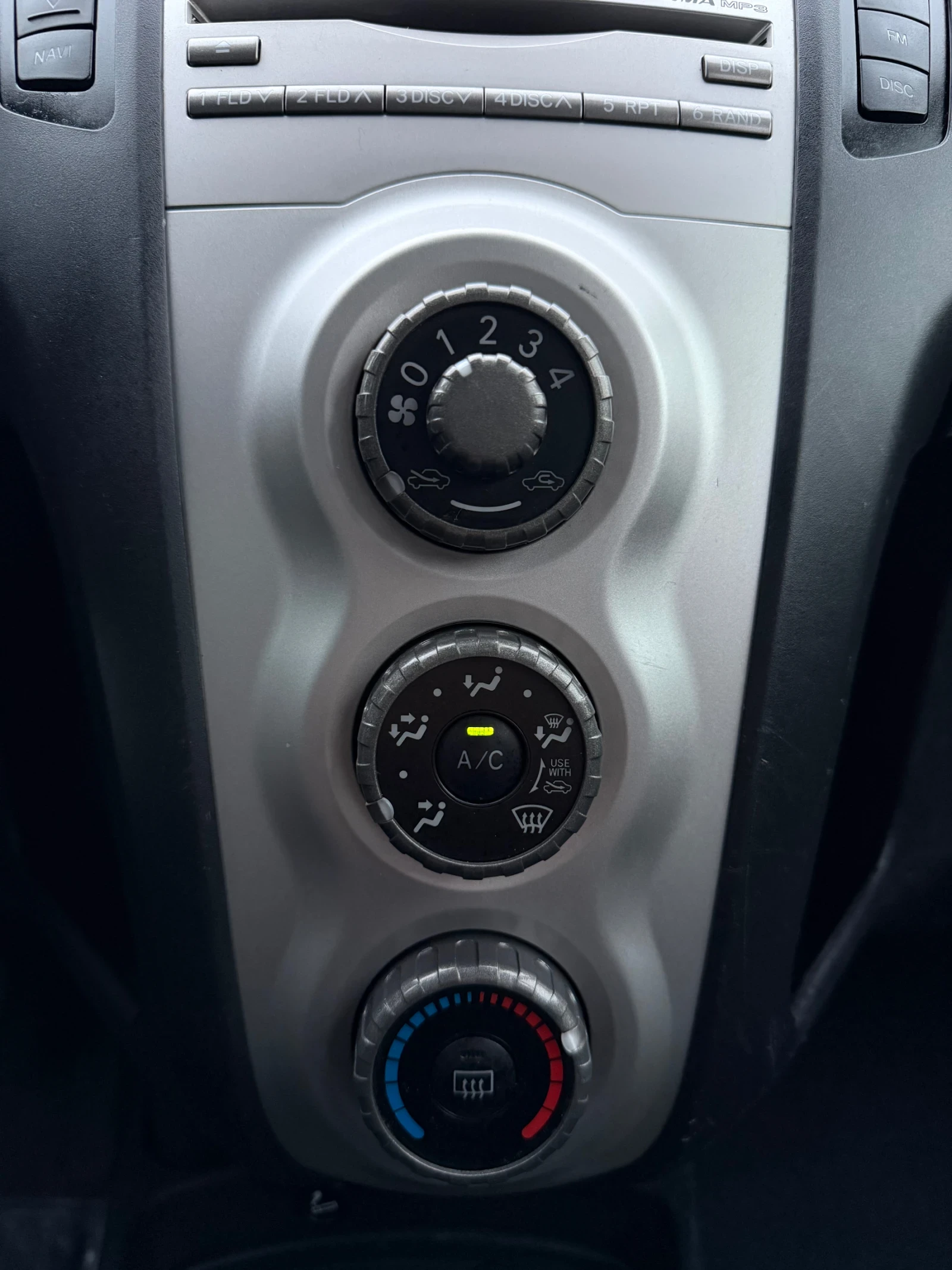 Toyota Yaris 1.4 D4D/ 90��./ ��������/ ����������/ ���������  | Mobile.bg � ����������� 11