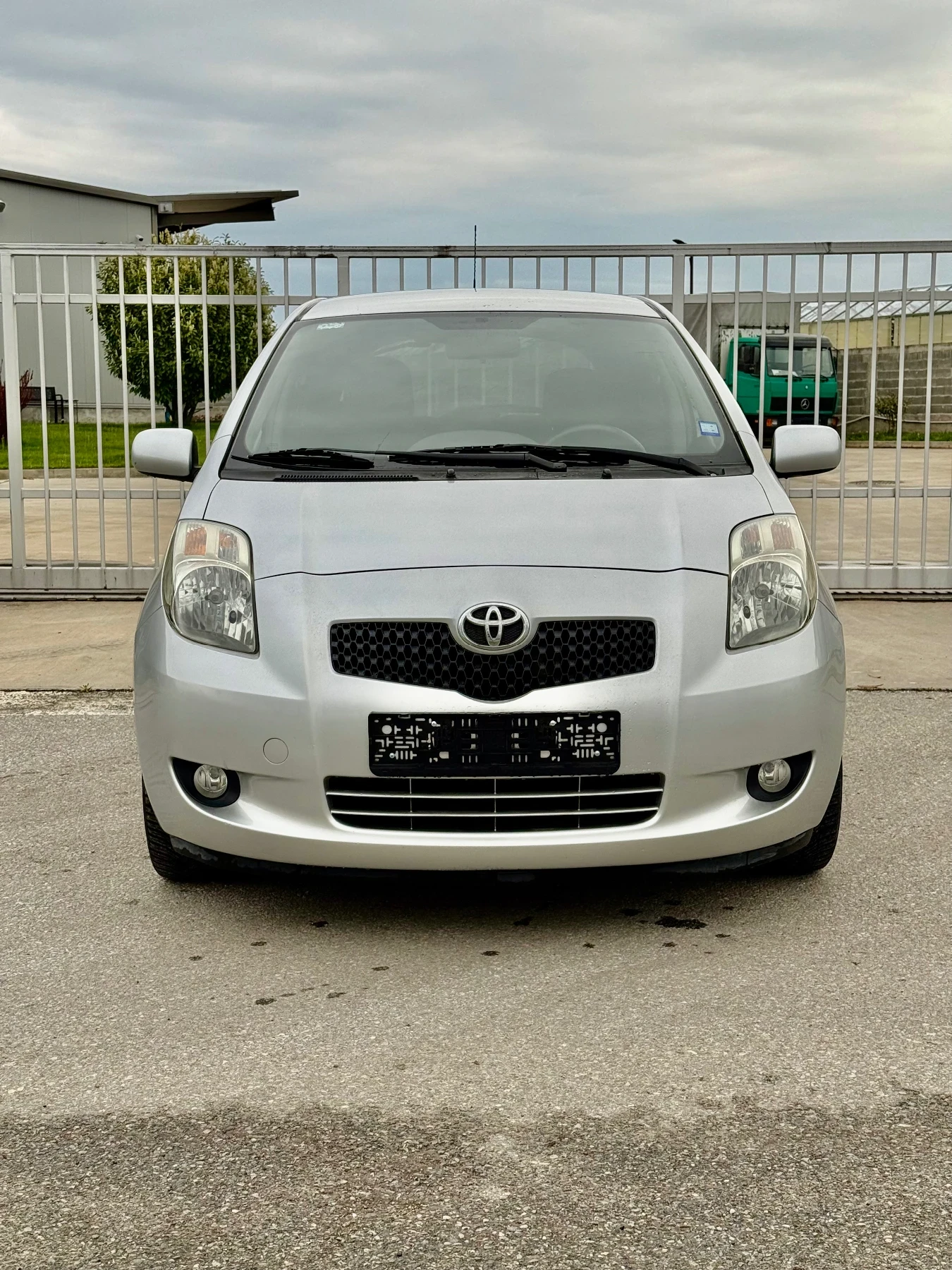 Toyota Yaris 1.4 D4D/ 90��./ ��������/ ����������/ ���������  | Mobile.bg � ����������� 2