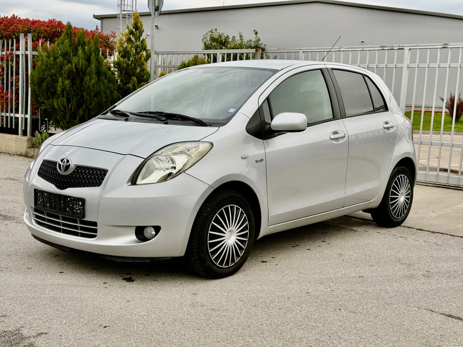 Toyota Yaris 1.4 D4D/ 90кс./ Климатик/ Парктроник/ ПЕРФЕКТНО 