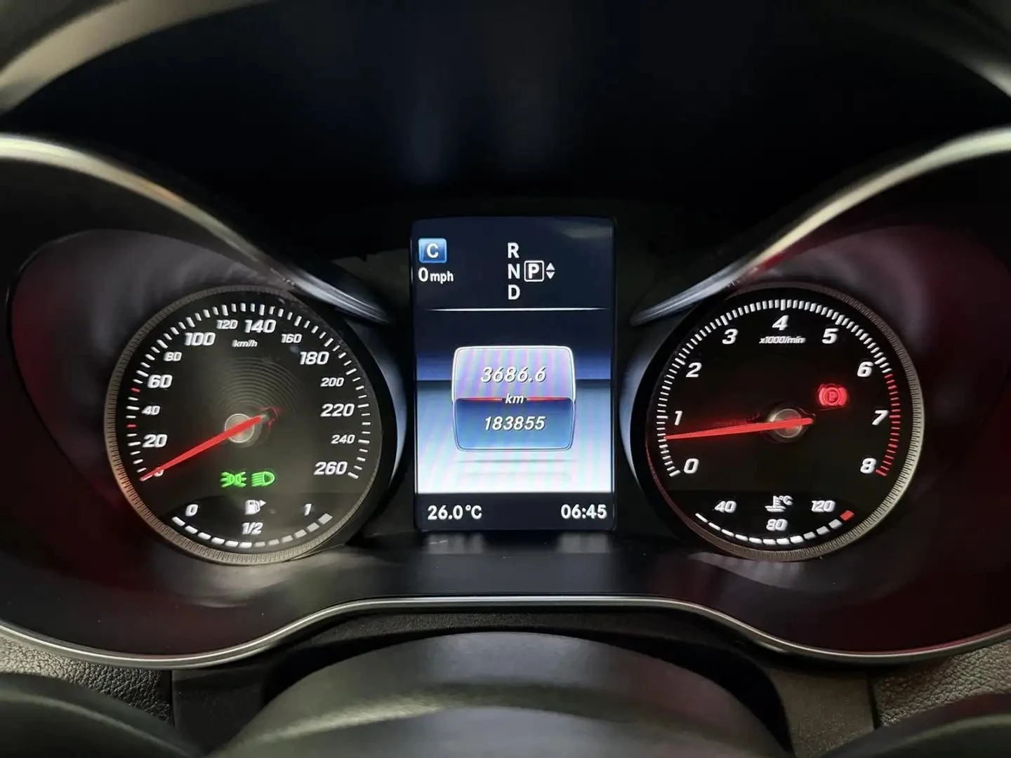 Mercedes-Benz C 300 4MATIC / AMG-PKG / ПОДГРЕВИ , снимка 11 - Автомобили и джипове - 54426659